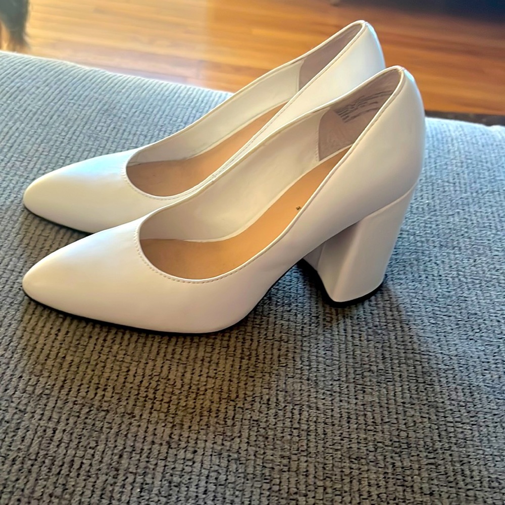 White heals , never worn .